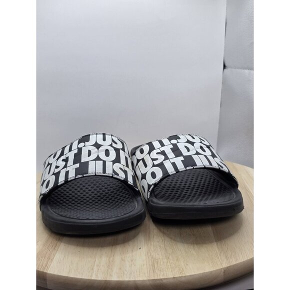 Mens Size 10US Nike Black Slide Benassi JDI Just Do It Logo Slippers Flip Flops - Picture 2 of 8